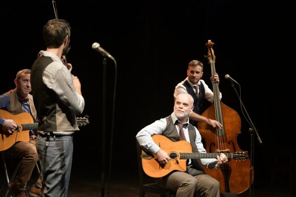 UNE HISTOIRE DE DJANGO